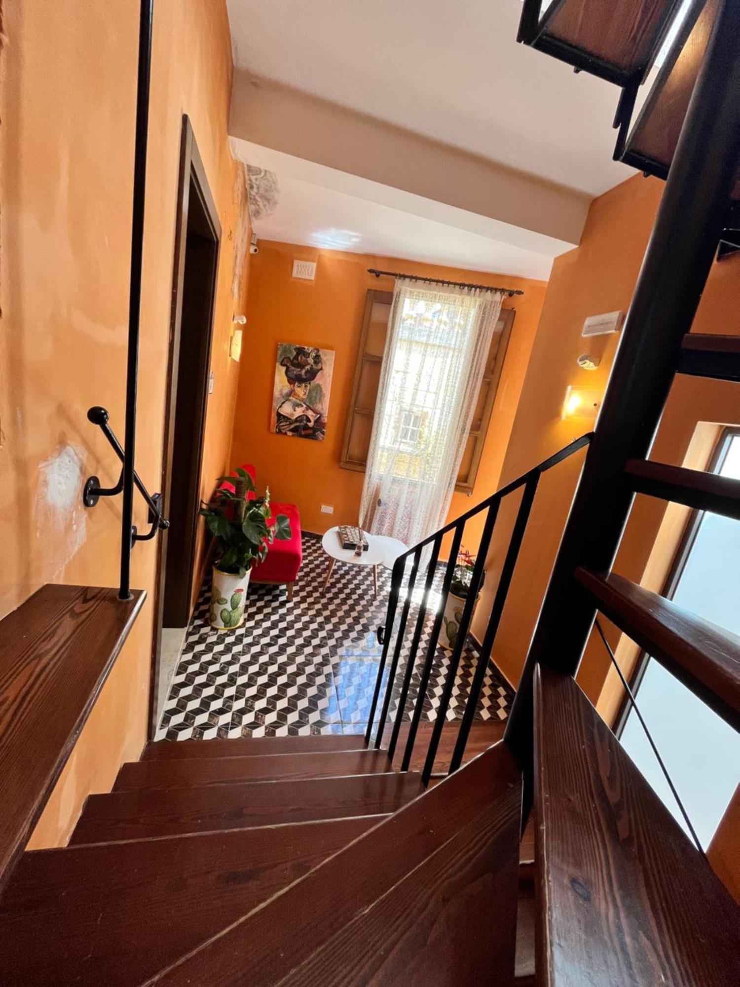 ホテル My Travel House ラバト エクステリア 写真